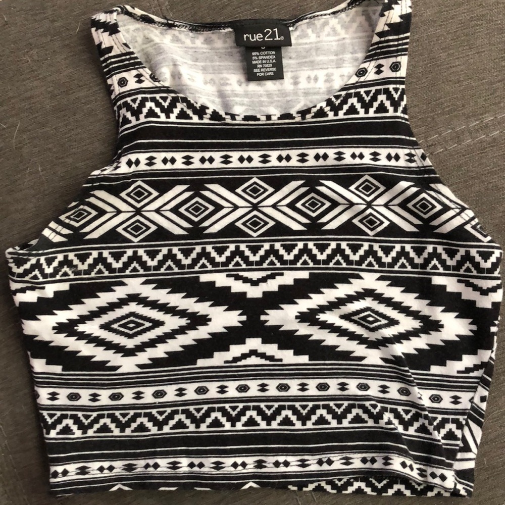 Crop top